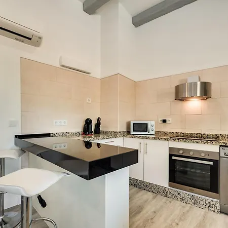 Apartment Sea View With Shared Terrace *