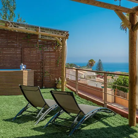 Sea View With Shared Terrace Appartamento